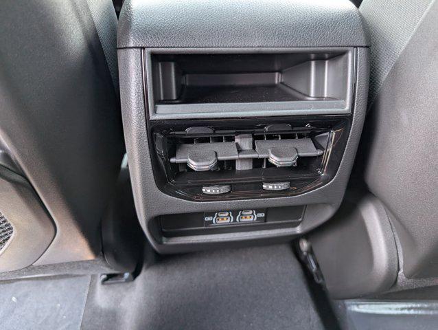 new 2025 Jeep Grand Cherokee car, priced at $35,415