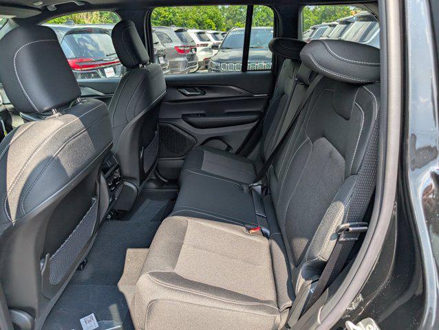 new 2025 Jeep Grand Cherokee car, priced at $35,415