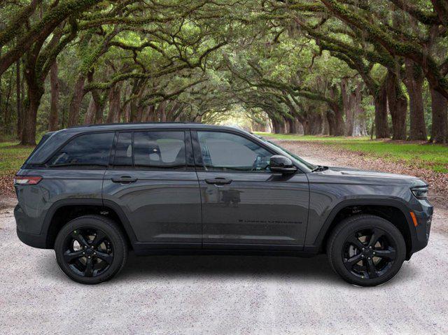 new 2024 Jeep Grand Cherokee car, priced at $39,844