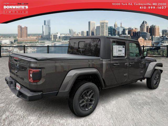 new 2024 Jeep Gladiator car, priced at $41,577