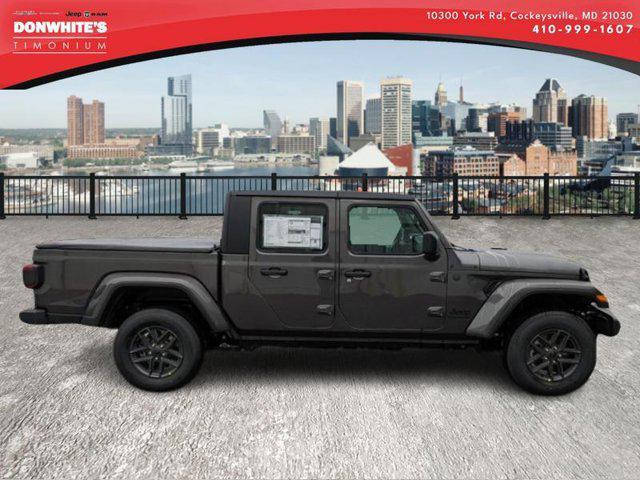 new 2024 Jeep Gladiator car, priced at $41,577