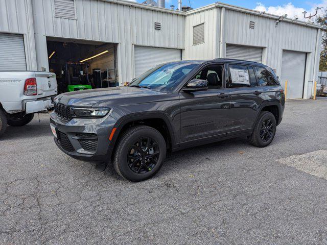 new 2025 Jeep Grand Cherokee car, priced at $43,884