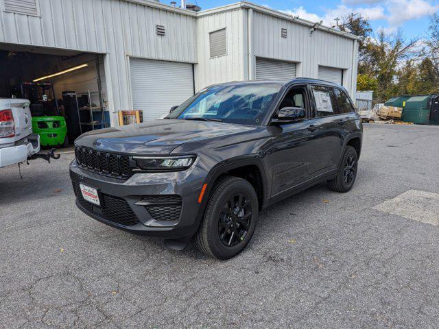 new 2025 Jeep Grand Cherokee car, priced at $43,884