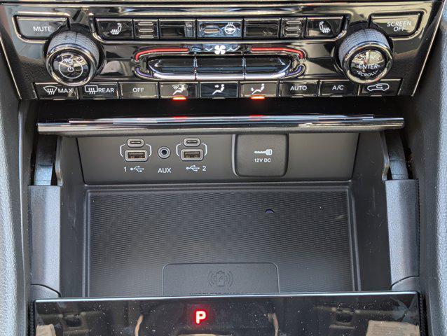 new 2025 Jeep Grand Cherokee car, priced at $39,333