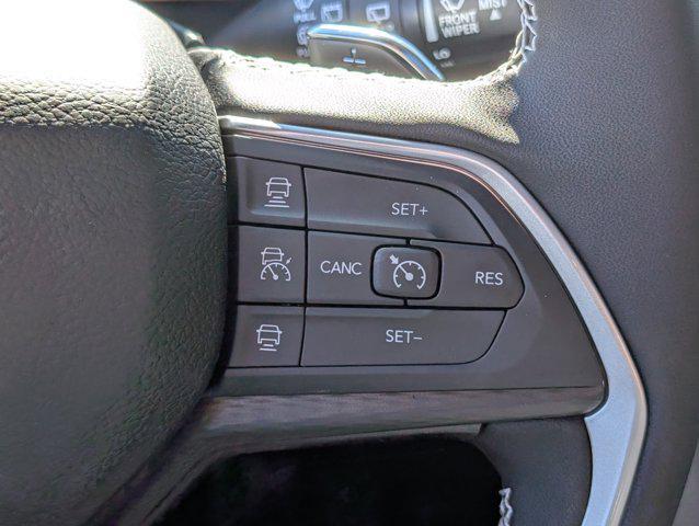 new 2025 Jeep Grand Cherokee car, priced at $39,333