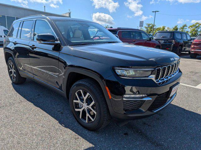 new 2024 Jeep Grand Cherokee car, priced at $42,743