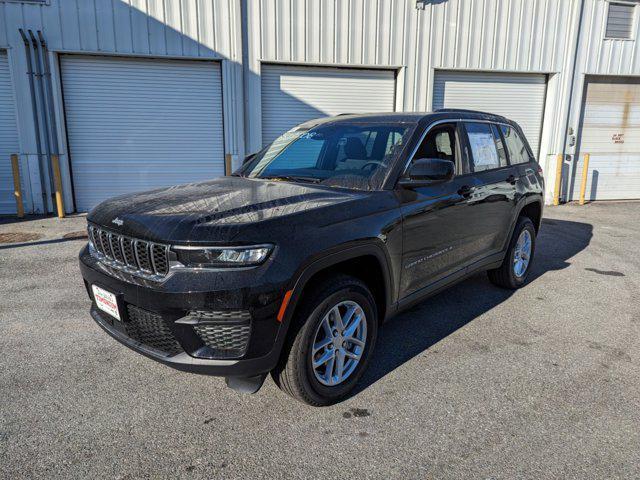 new 2025 Jeep Grand Cherokee car, priced at $42,082