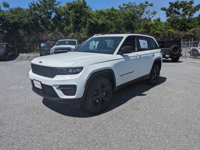 new 2024 Jeep Grand Cherokee car, priced at $47,080