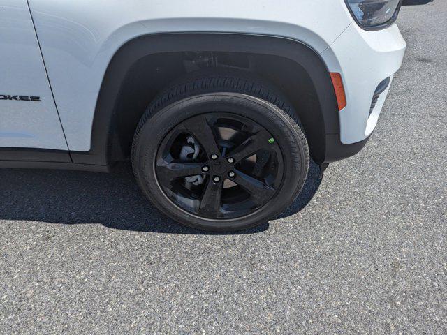 new 2024 Jeep Grand Cherokee car, priced at $40,308