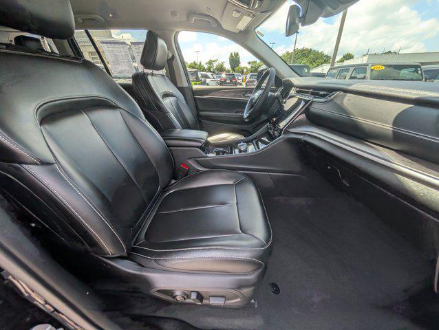 used 2023 Jeep Grand Cherokee car, priced at $35,254