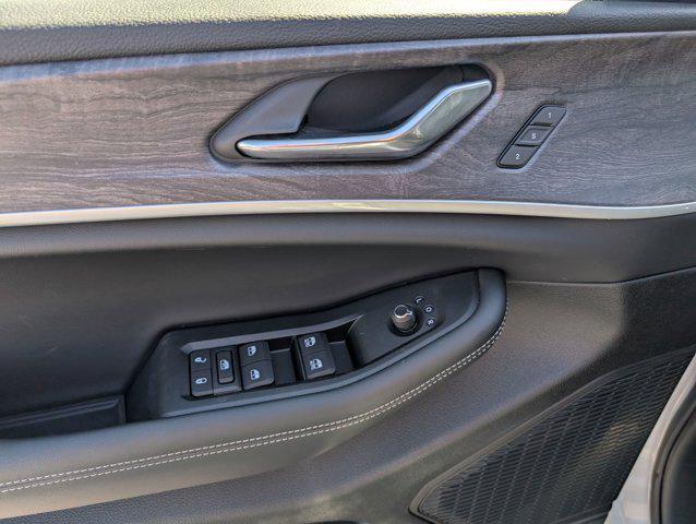 new 2025 Jeep Grand Cherokee car, priced at $43,855