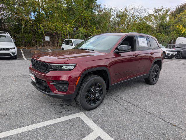 new 2025 Jeep Grand Cherokee car, priced at $46,730