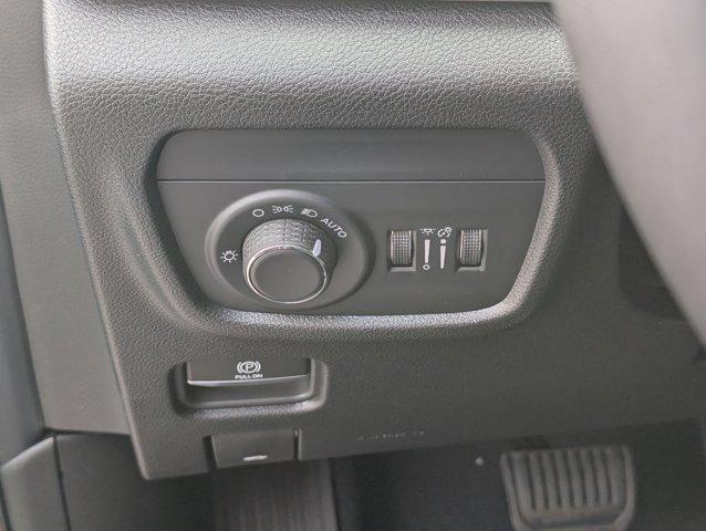 new 2025 Jeep Grand Cherokee car, priced at $44,480
