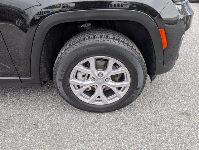 used 2022 Jeep Grand Cherokee car, priced at $28,069
