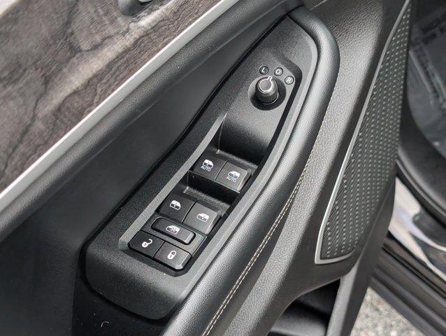 used 2022 Jeep Grand Cherokee car, priced at $28,069