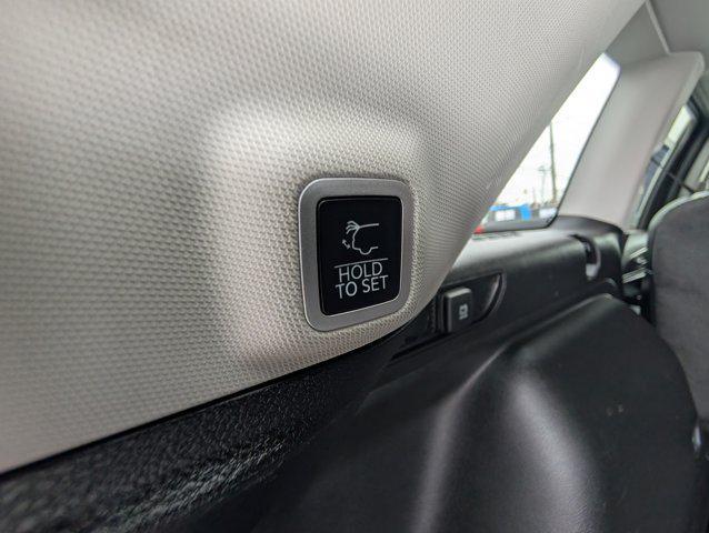 used 2022 Jeep Grand Cherokee car, priced at $28,069