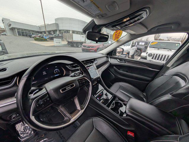 used 2022 Jeep Grand Cherokee car, priced at $28,069