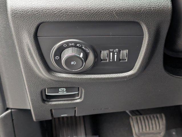 used 2022 Jeep Grand Cherokee car, priced at $28,069