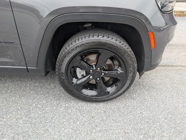 used 2022 Jeep Grand Cherokee L car, priced at $33,614