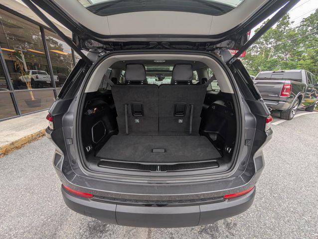 used 2022 Jeep Grand Cherokee L car, priced at $33,614