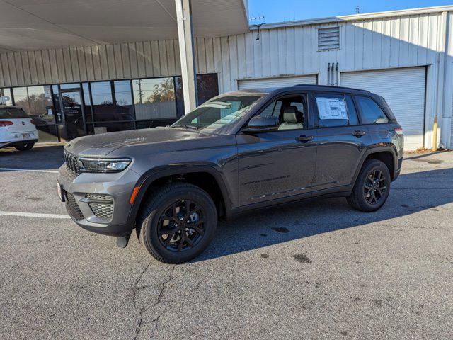 new 2025 Jeep Grand Cherokee car, priced at $43,884