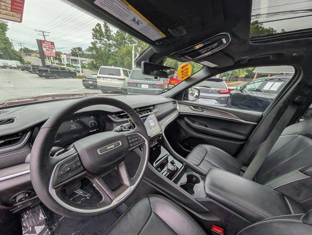 used 2024 Jeep Grand Cherokee car, priced at $33,407
