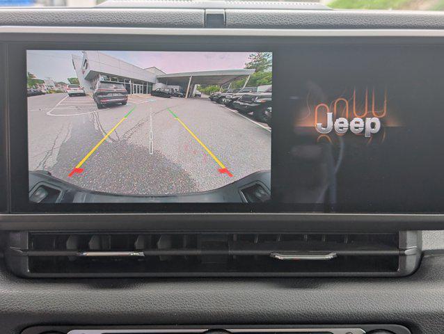 new 2025 Jeep Gladiator car, priced at $40,473