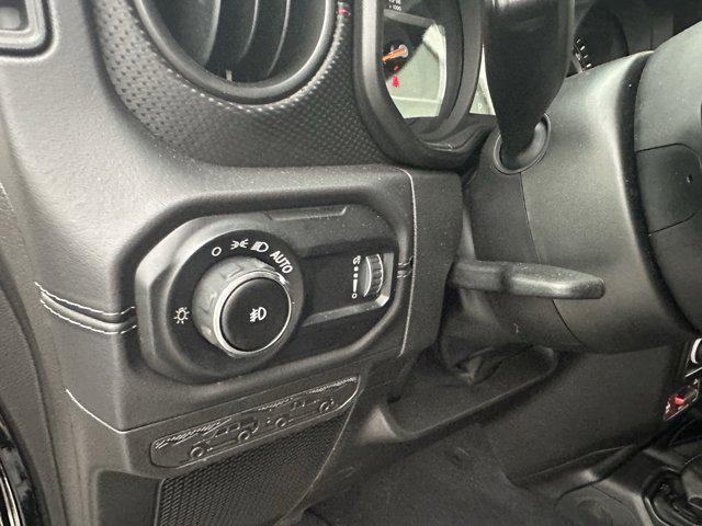 new 2025 Jeep Wrangler car, priced at $51,420