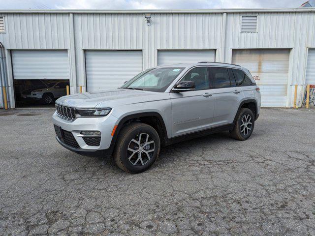 new 2024 Jeep Grand Cherokee car, priced at $42,094