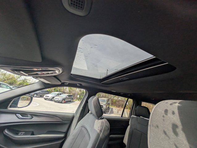 new 2025 Jeep Grand Cherokee L car, priced at $43,229