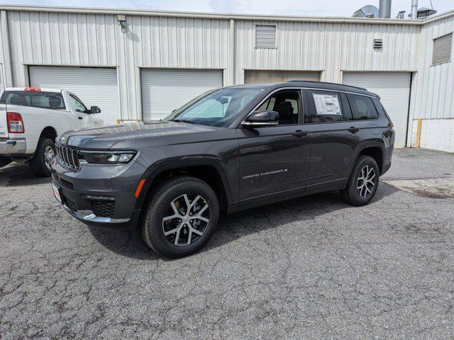 new 2024 Jeep Grand Cherokee L car, priced at $46,929