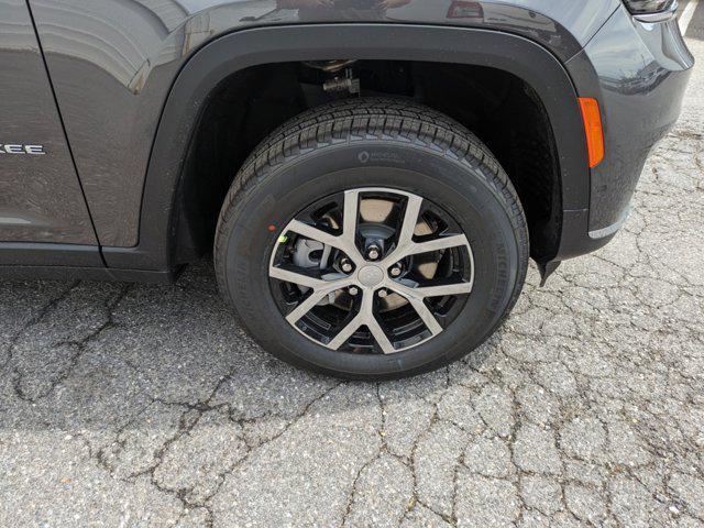 new 2024 Jeep Grand Cherokee L car, priced at $46,929