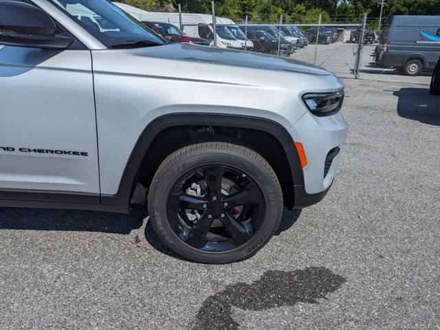 new 2024 Jeep Grand Cherokee car, priced at $40,844