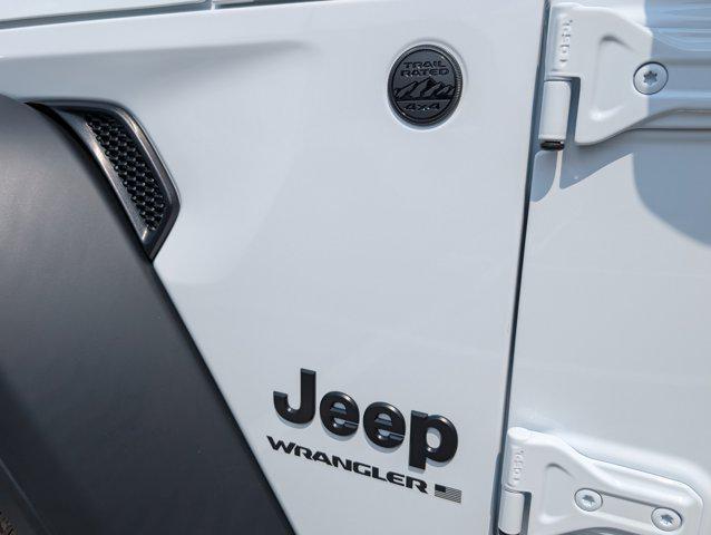 new 2025 Jeep Wrangler car, priced at $43,123