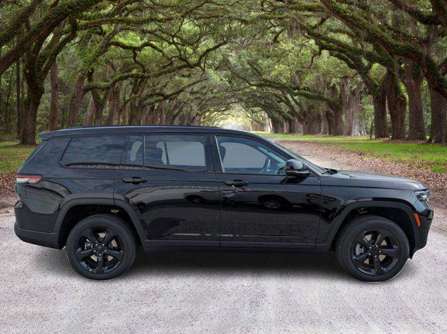 new 2024 Jeep Grand Cherokee L car, priced at $40,304