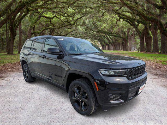 new 2024 Jeep Grand Cherokee L car, priced at $40,304