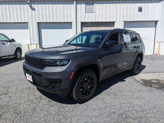 new 2024 Jeep Grand Cherokee L car, priced at $41,270