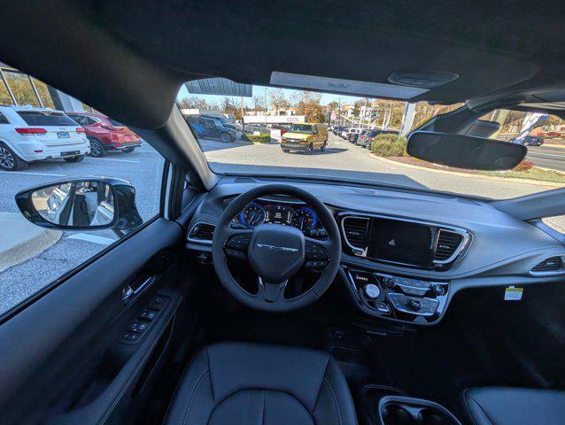 new 2026 Chrysler Pacifica car, priced at $44,617