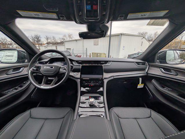 new 2025 Jeep Grand Cherokee car, priced at $52,340