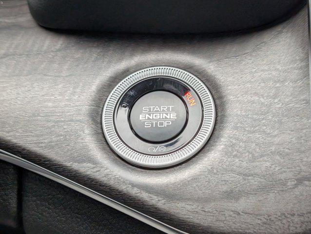 new 2025 Jeep Grand Cherokee car, priced at $52,340