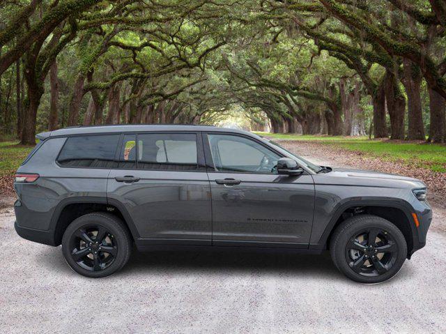 new 2024 Jeep Grand Cherokee L car, priced at $40,304