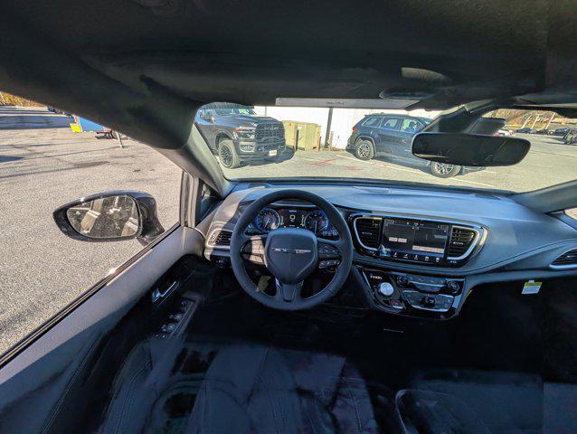 new 2026 Chrysler Pacifica car, priced at $44,617