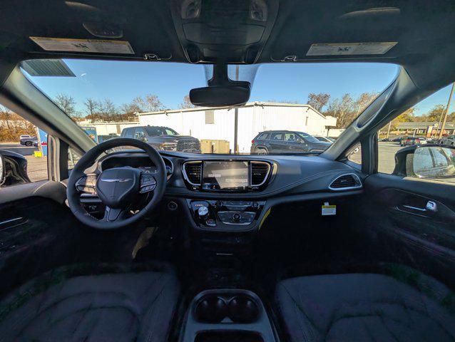 new 2026 Chrysler Pacifica car, priced at $44,617