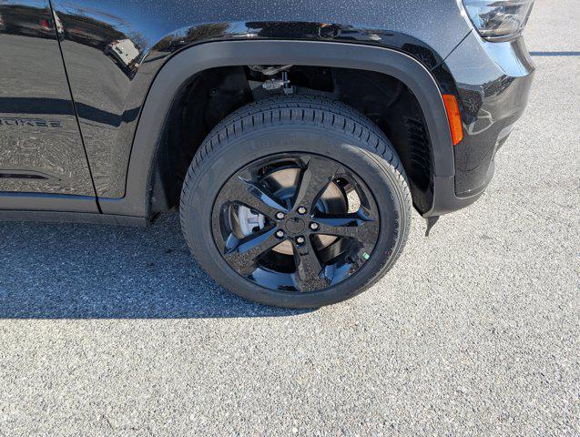 new 2025 Jeep Grand Cherokee L car, priced at $48,984
