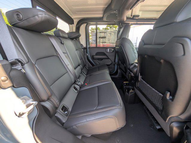 new 2025 Jeep Gladiator car, priced at $48,972