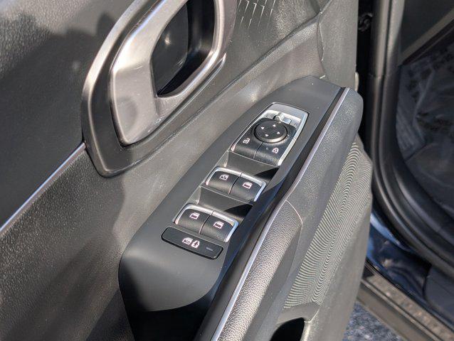 used 2023 Kia Sorento Hybrid car, priced at $27,665