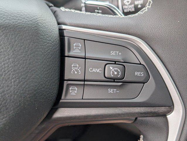 new 2025 Jeep Grand Cherokee car, priced at $39,891