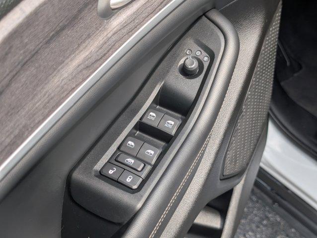used 2024 Jeep Grand Cherokee L car, priced at $40,457