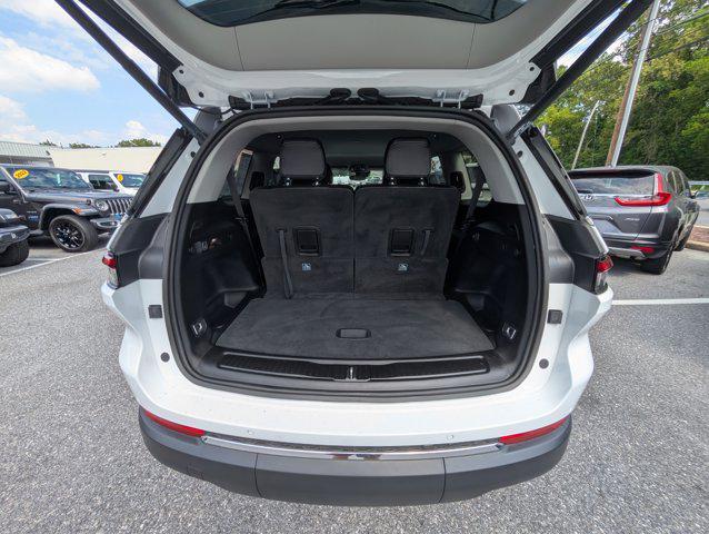 used 2024 Jeep Grand Cherokee L car, priced at $40,457