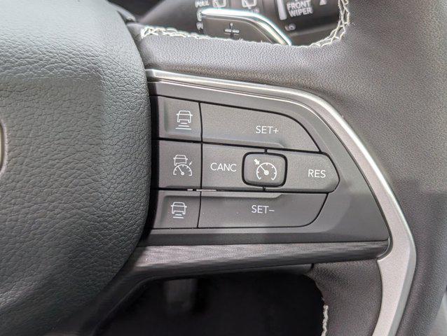 new 2025 Jeep Grand Cherokee car, priced at $40,813